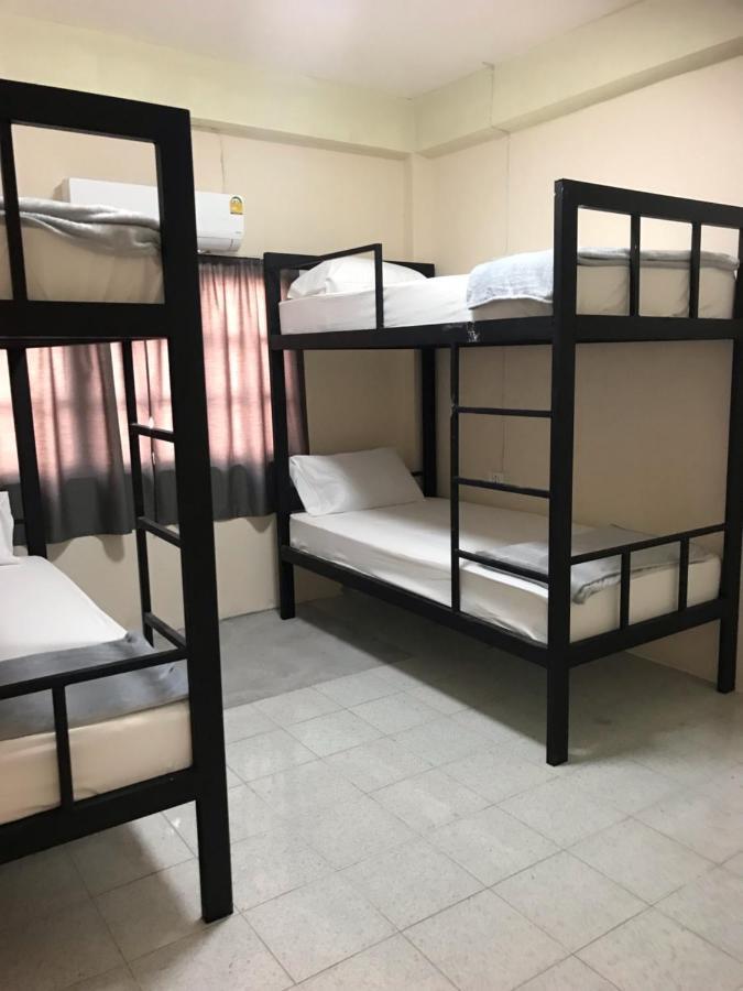 Holiday Phangan - Hostel & Bar Thongsala Εξωτερικό φωτογραφία