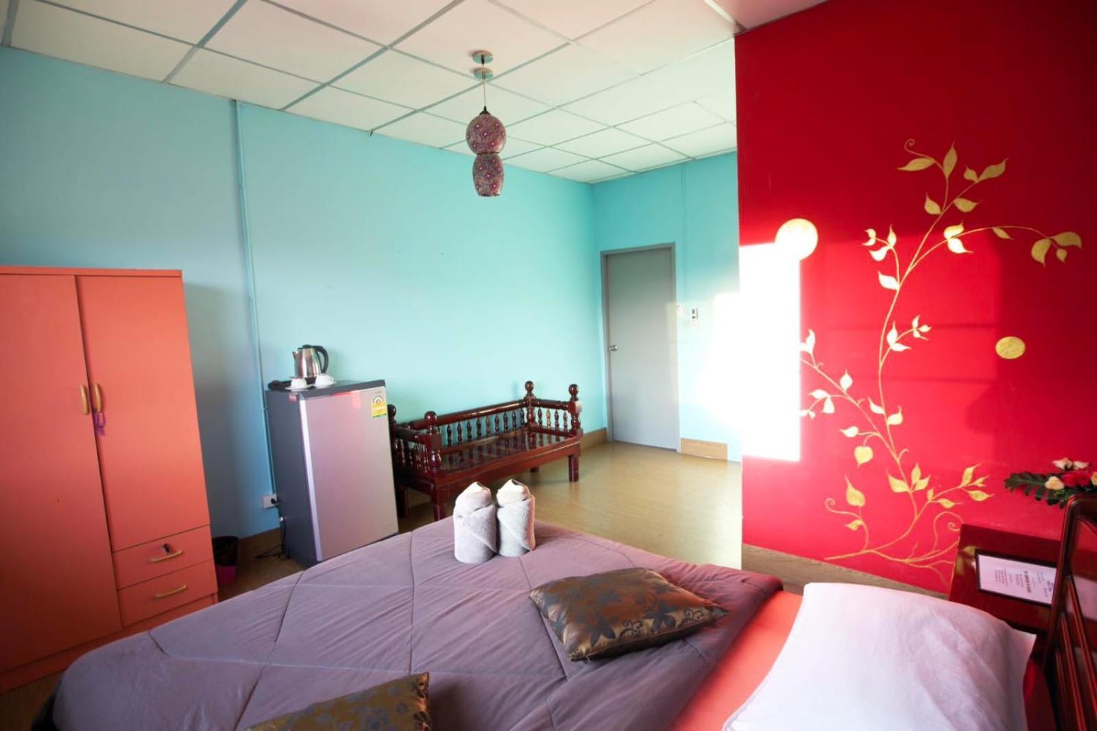 Holiday Phangan - Hostel & Bar Thongsala Εξωτερικό φωτογραφία